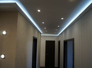 Натяжные потолки в коридоре, Натяжные потолки в прихожей
